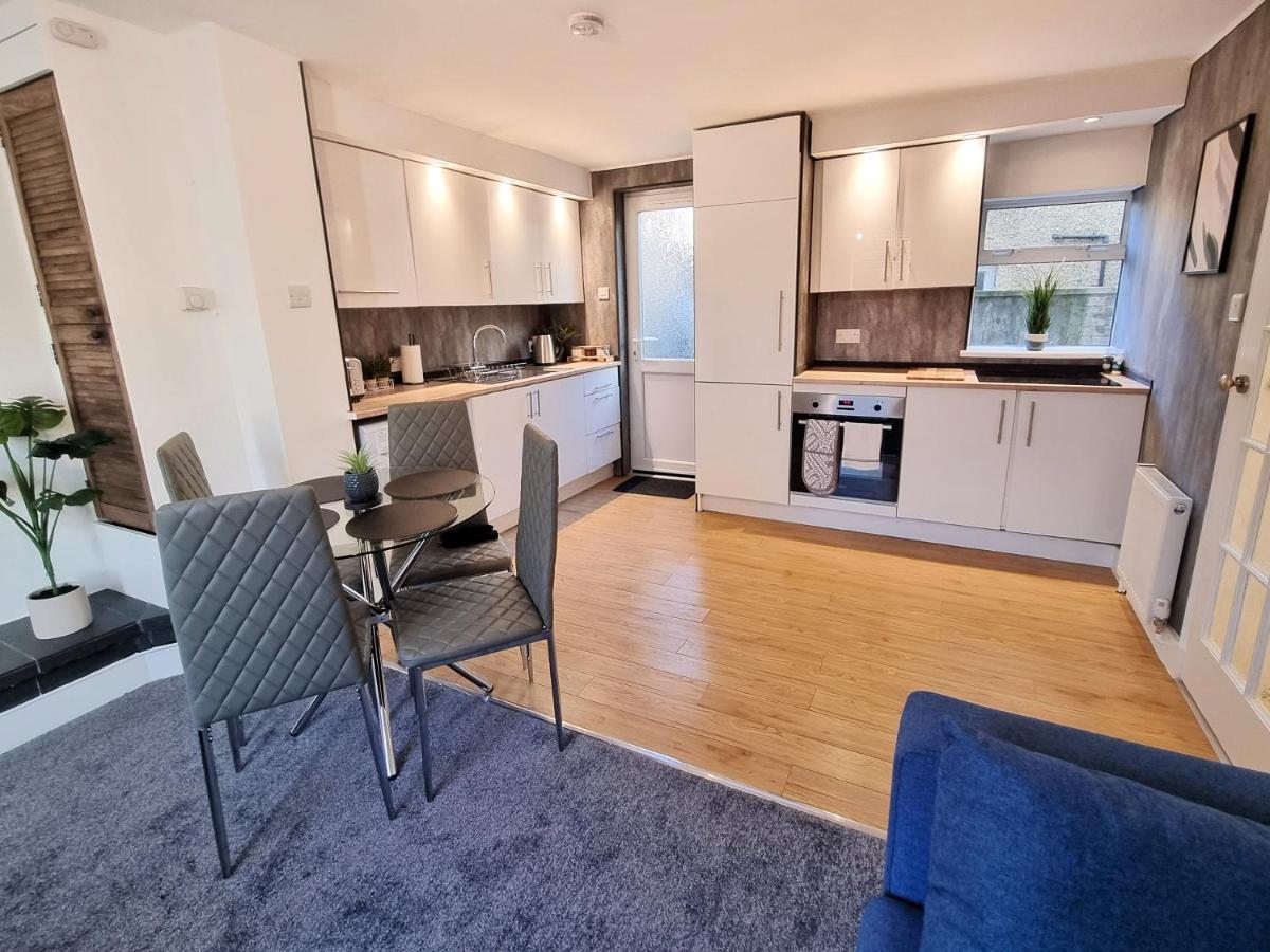 Cosy Apartment Nearby Train Station! Watford  Ngoại thất bức ảnh