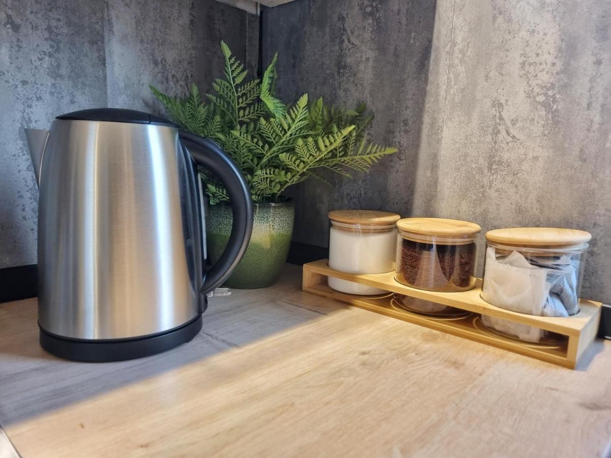 Cosy Apartment Nearby Train Station! Watford  Ngoại thất bức ảnh