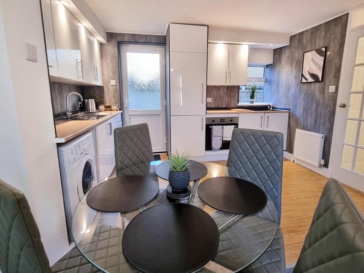 Cosy Apartment Nearby Train Station! Watford  Ngoại thất bức ảnh