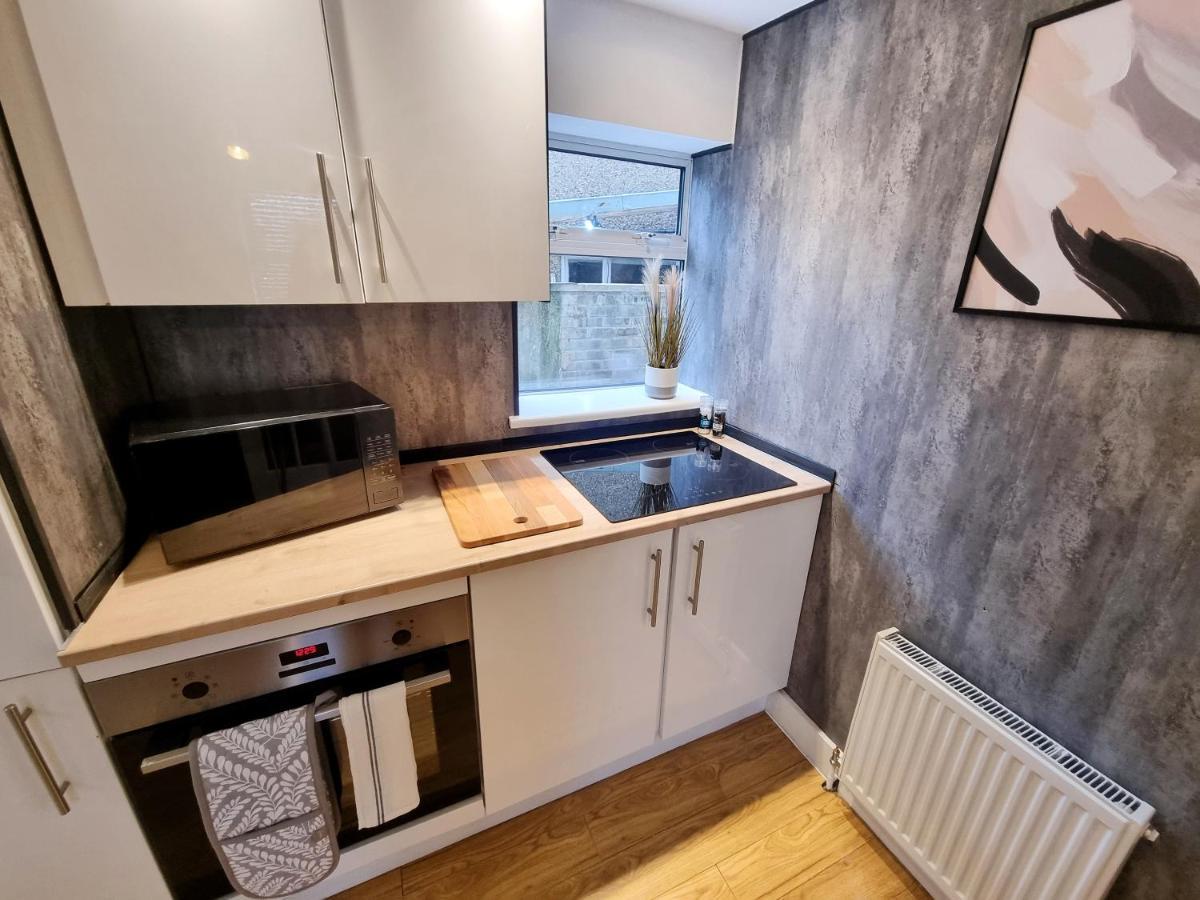 Cosy Apartment Nearby Train Station! Watford  Ngoại thất bức ảnh