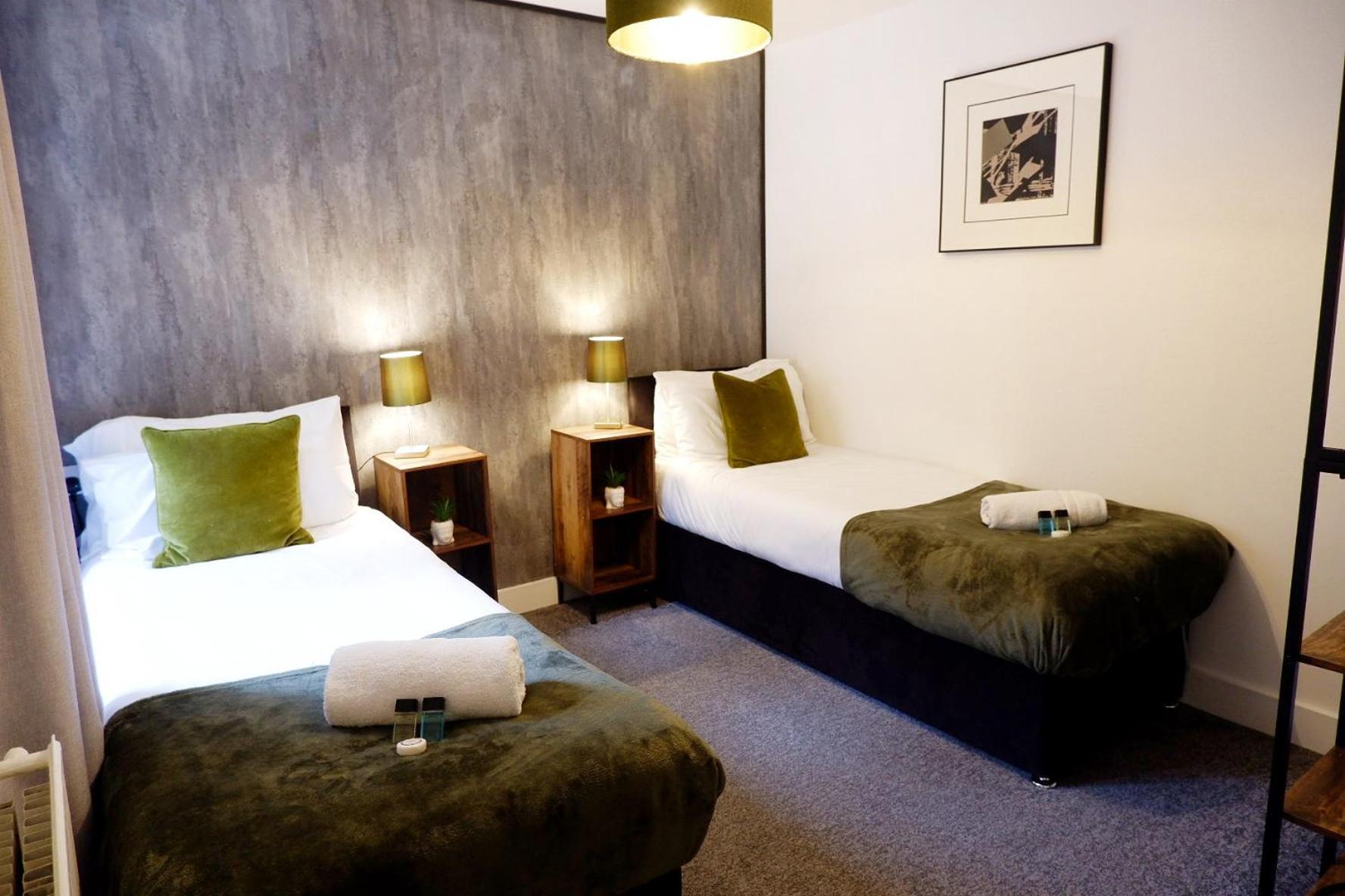 Cosy Apartment Nearby Train Station! Watford  Ngoại thất bức ảnh