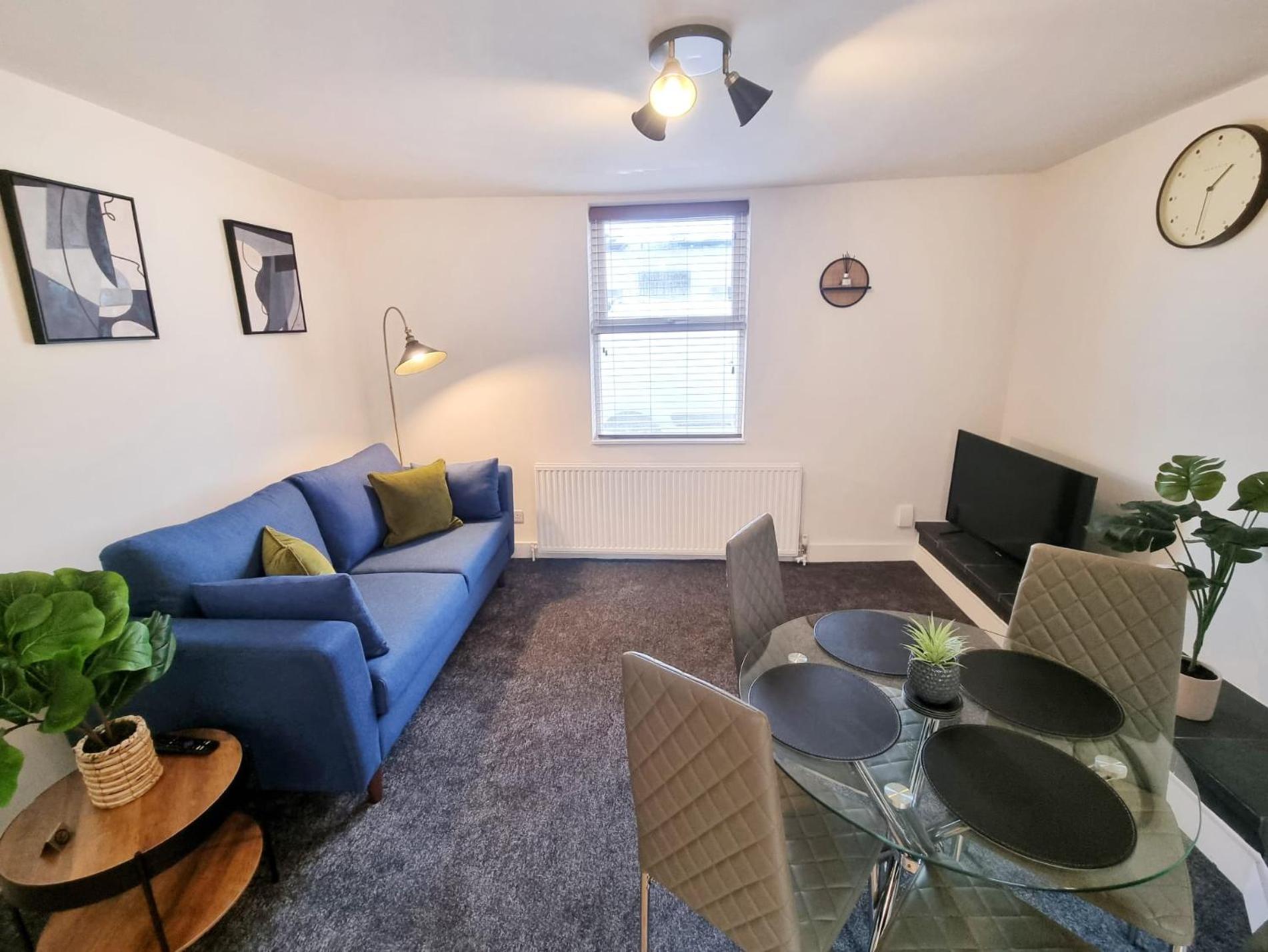 Cosy Apartment Nearby Train Station! Watford  Ngoại thất bức ảnh